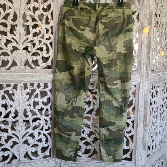 J. CREW Straight Leg Pants In Camo Size 4 - Picture 5 of 7